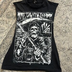 Black Sleeveless Graphic Tee